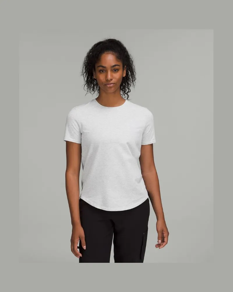 LULULEMON Love T-Shirt mit Rundhalsausschnitt für Frauen – Größe in Heathered Core Ultra Light Grey Heathered