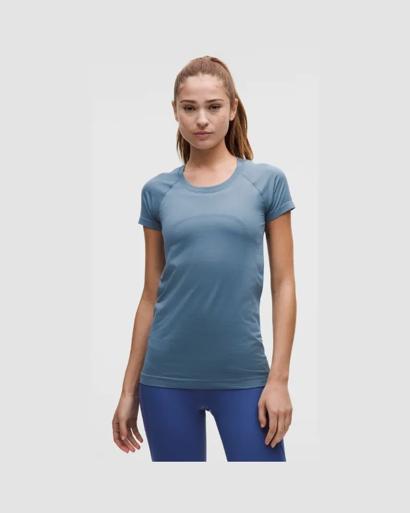 LULULEMON Swiftly Tech Kurzarmshirt 2.0 Hüftlänge für Frauen – Größe in Steel Blue Steel