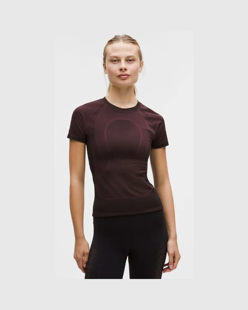 LULULEMON Nahtloses Trainingsshirt mit kurzen Ärmeln SLNSH Kollektion für Frauen – Größe in Sequoia/Arctic Plum Sequoia