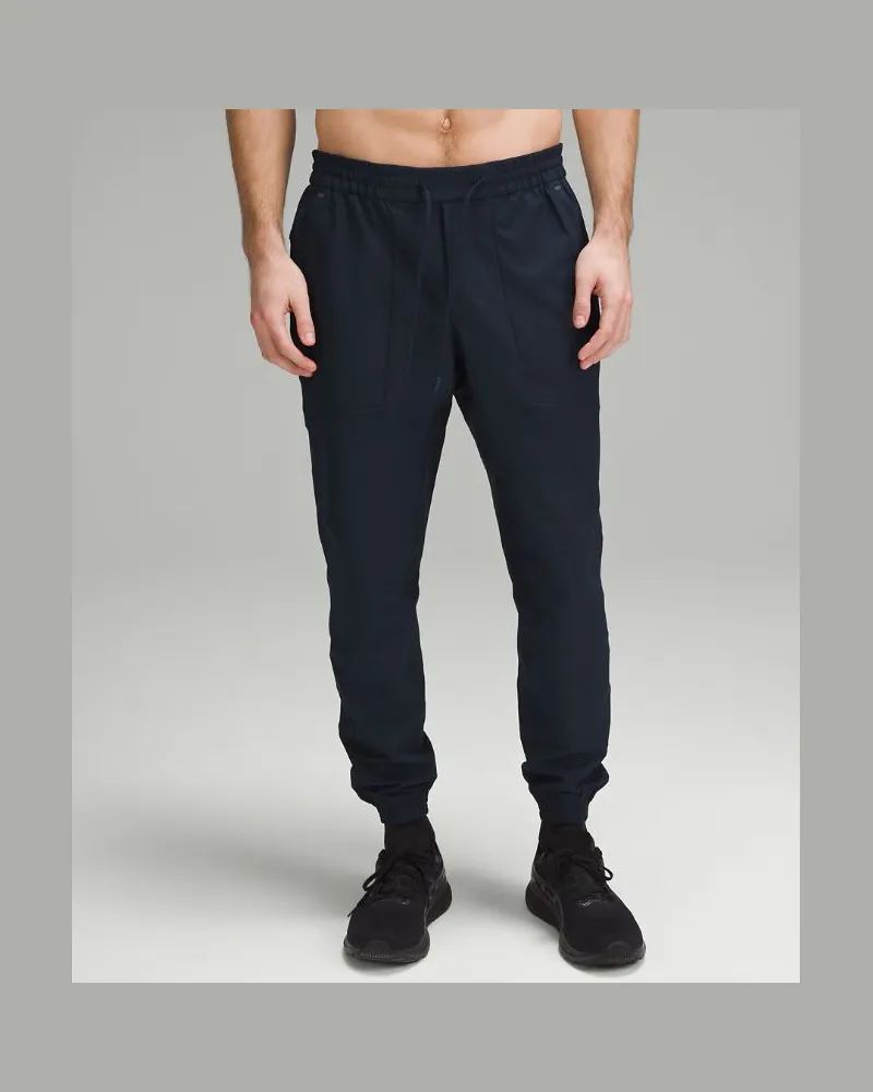 LULULEMON License to Train Jogger Kürzer geschnitten True