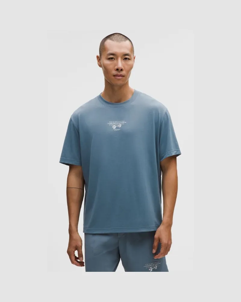 LULULEMON EasySet Train Short-Sleeve Shirt Graphic für Männer – Größe in Steel Blue Steel