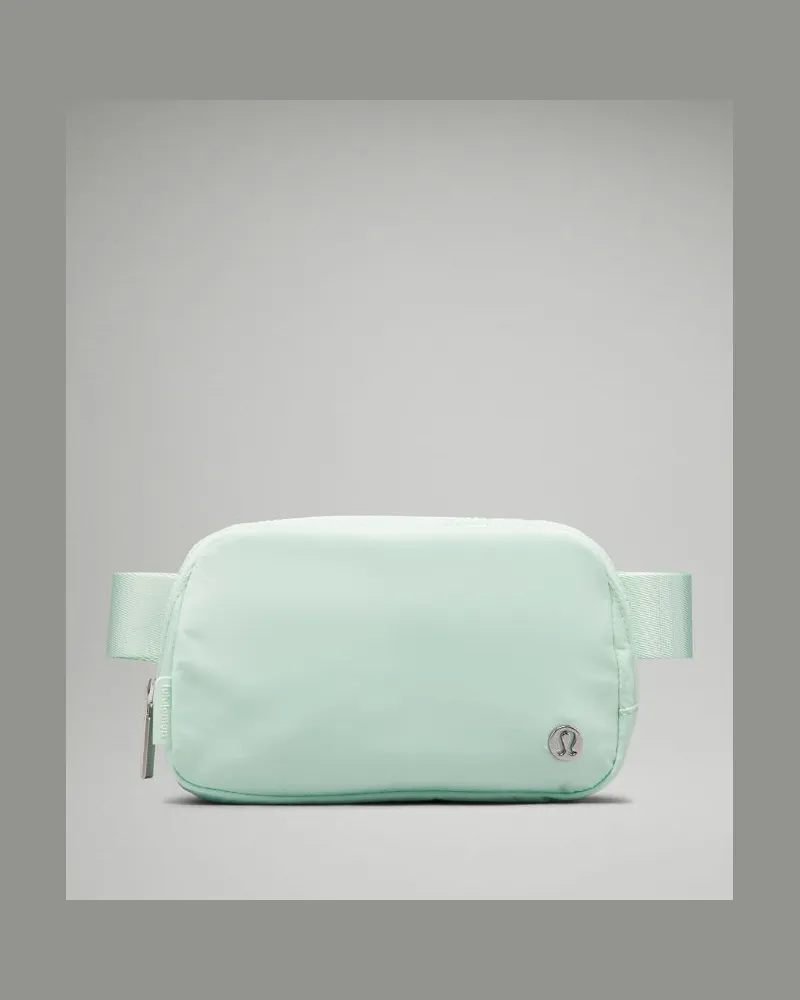 LULULEMON Everywhere Gürteltasche Größe in Mint Moment Mint