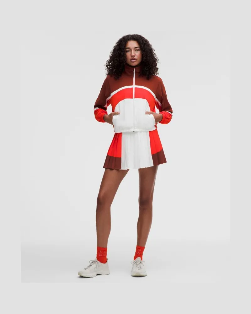 LULULEMON Court Champ Tennisrock mit Falten und hohem Bund für Frauen – Größe in White/Cherry Ember/Cranberry Charm White