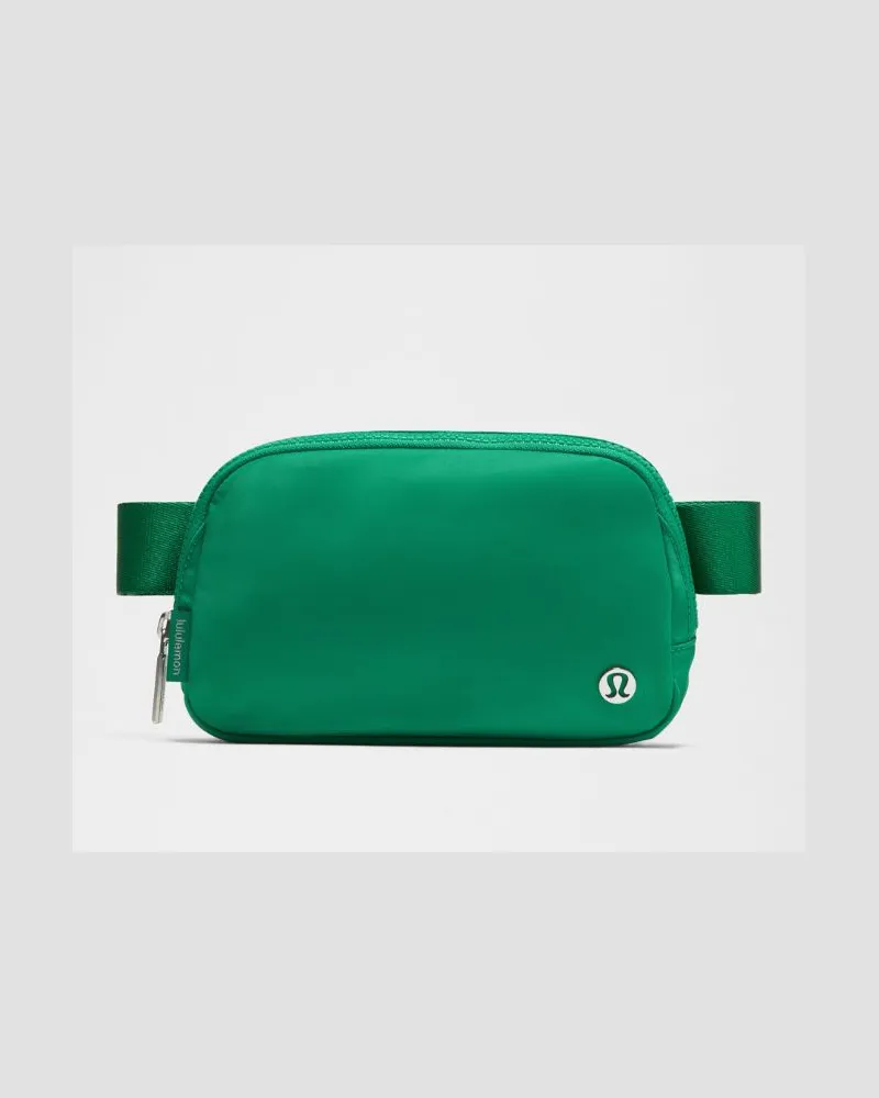 LULULEMON Everywhere Gürteltasche Größe in Raceway Green Raceway