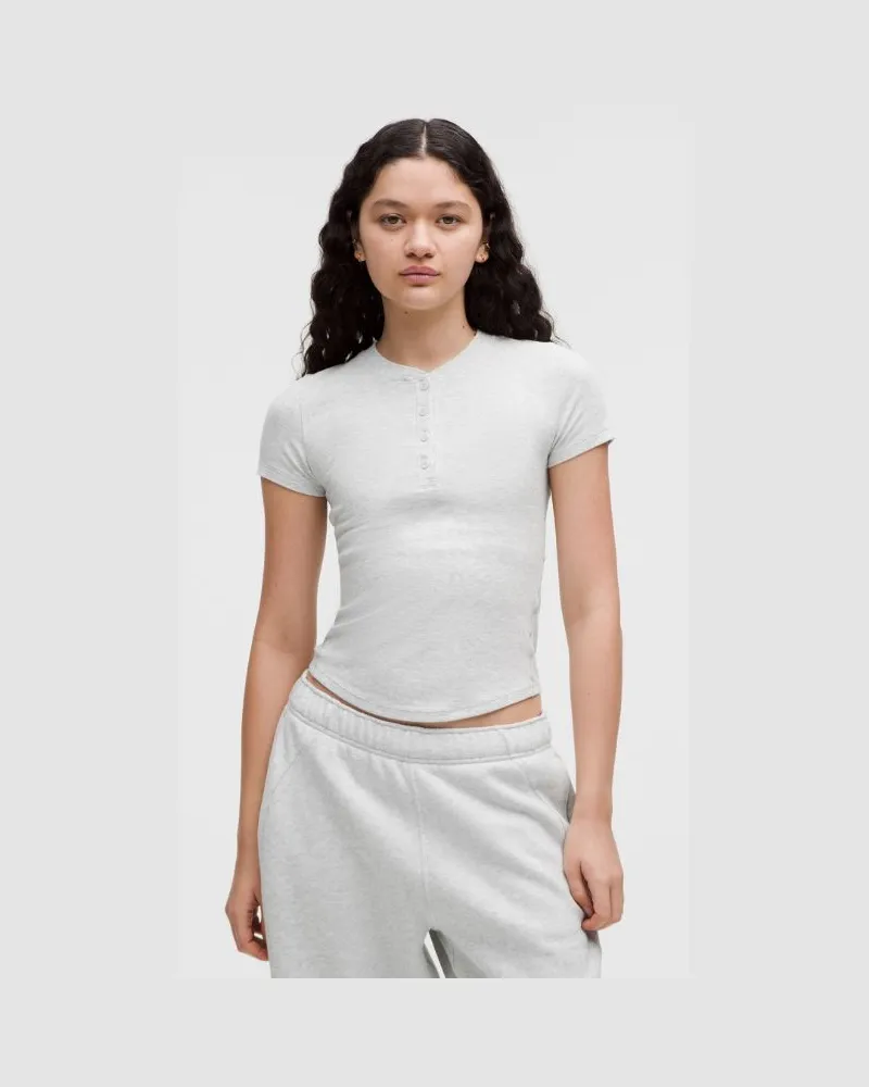 LULULEMON Hold Tight Henley-Kurzarmshirt für Frauen – Größe in Heathered Core Ultra Light Grey Heathered