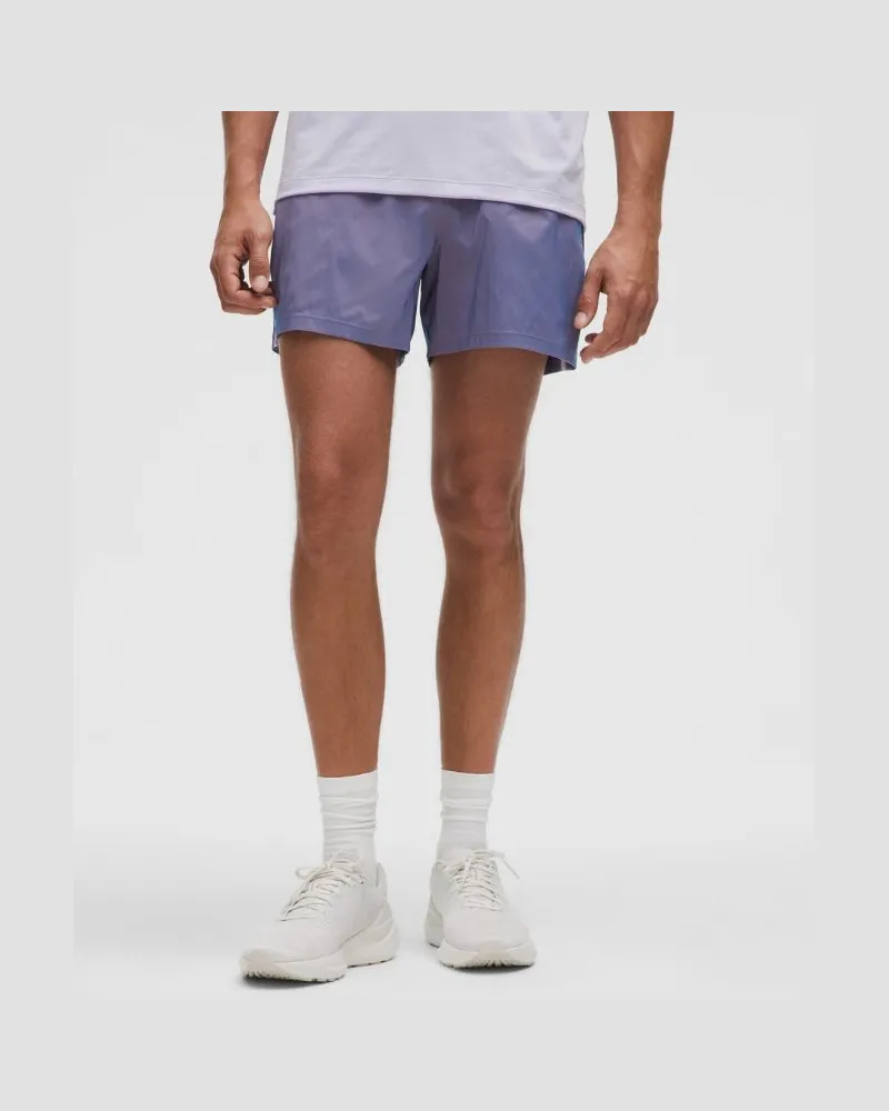 LULULEMON Pace Breaker Shorts ohne Liner Schimmernd für Männer – 13 cm – Größe in Kayak Blue/Coral Kiss Kayak