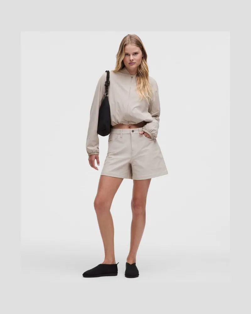 LULULEMON EasyFive Shorts mit mittelhohem Bund für Frauen – 11 cm – Khaki – Größe Downtown