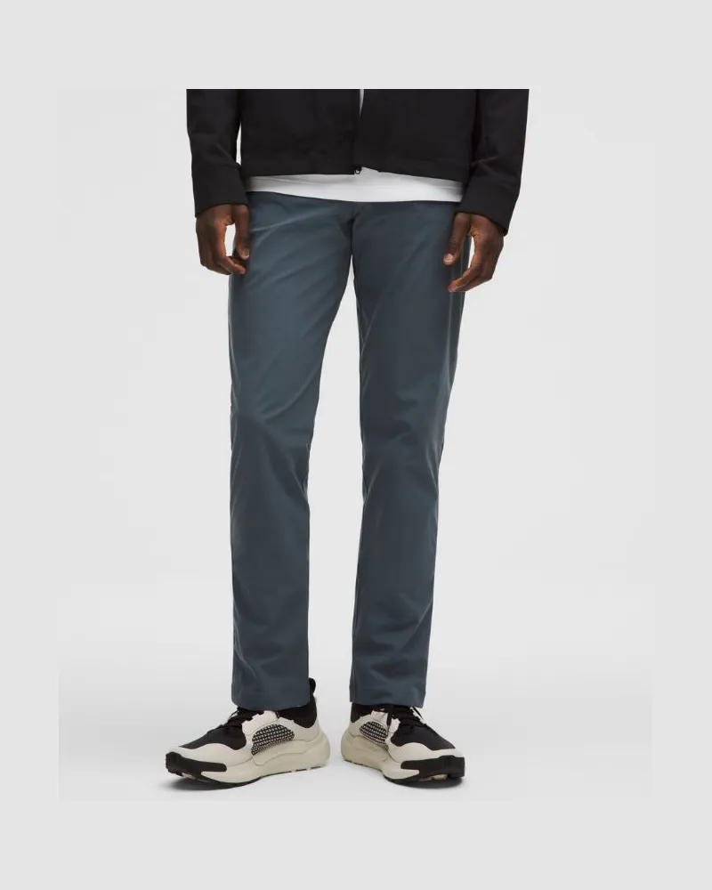 LULULEMON ABC Hose im Classic Fit mit 5 Taschen Warpstreme für Männer – 81 cm – Größe in Oil Grey Oil
