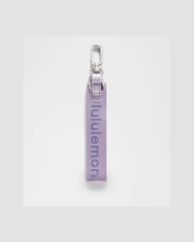 LULULEMON Never Lost Schlüsselanhänger in Lavender Frost/Galactic Cobalt Lavender