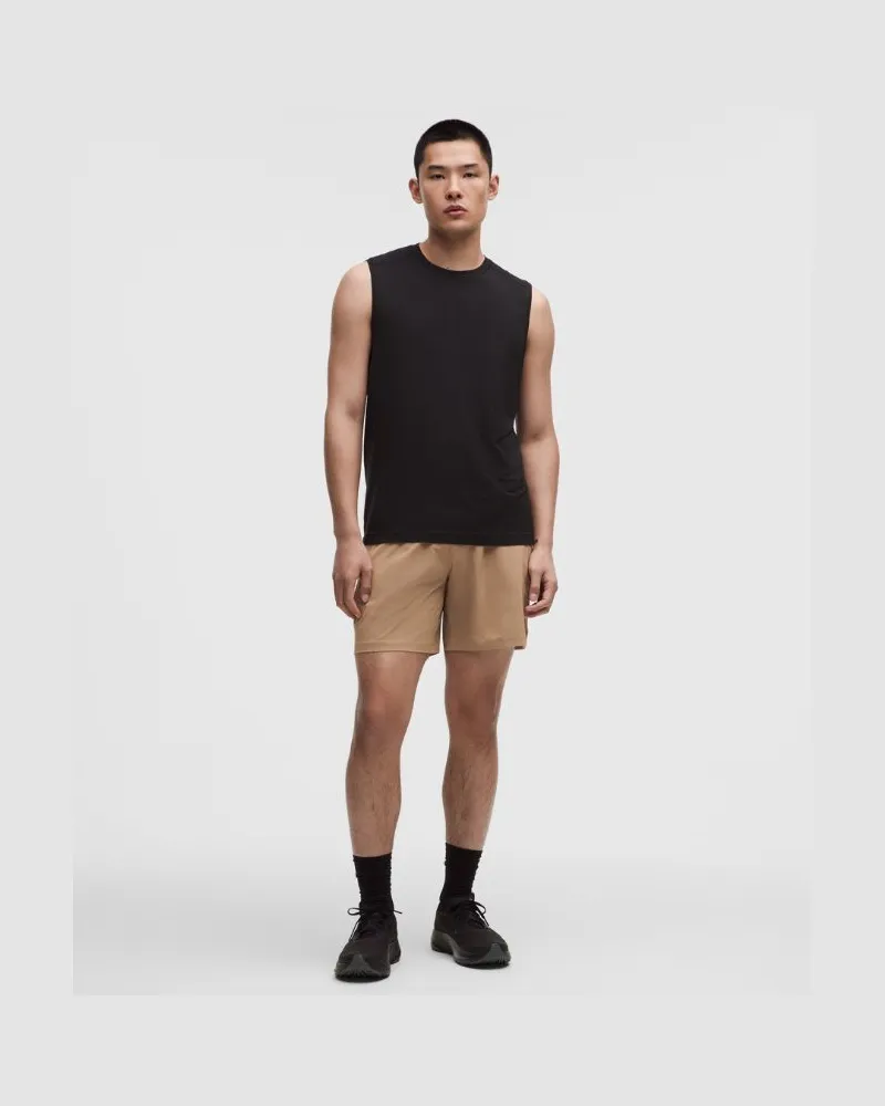 LULULEMON Pace Breaker Shorts ohne Liner für Männer – 18 cm – Khaki – Größe Sand