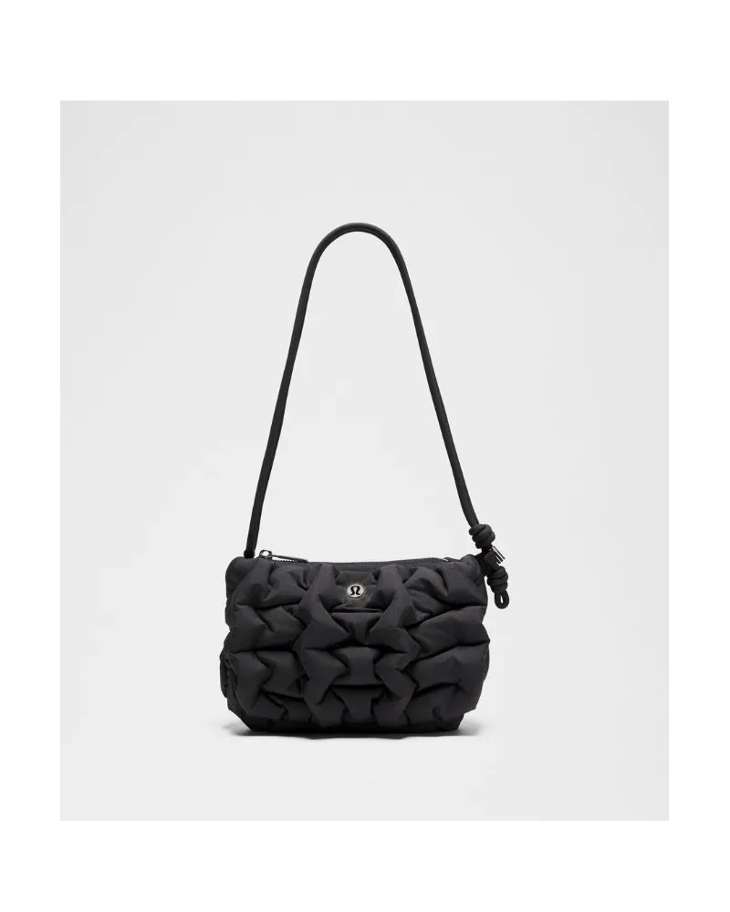 LULULEMON Kleine, gesteppte Quilty Puff-Umhängetasche 2 Größe in Schwarz/Silber Schwarz