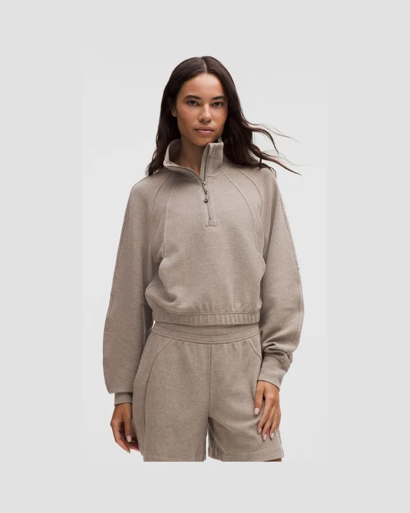 LULULEMON Scuba Crop-Sweatshirt mit Trichterkragen und halbem Reißverschluss für Frauen – Größe in Heathered Warm Ash Grey Heathered