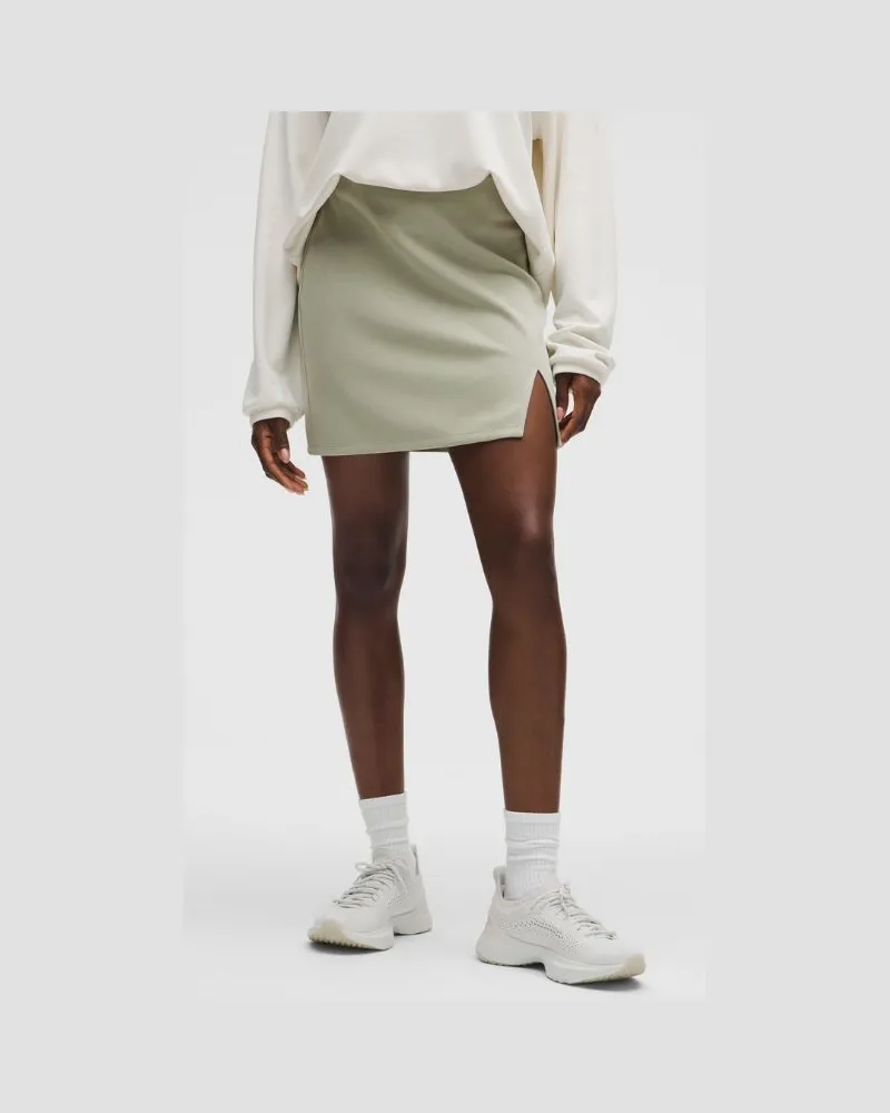 LULULEMON Minirock mit hohem Bund aus Softstreme für Frauen – Größe in Fog Green Fog