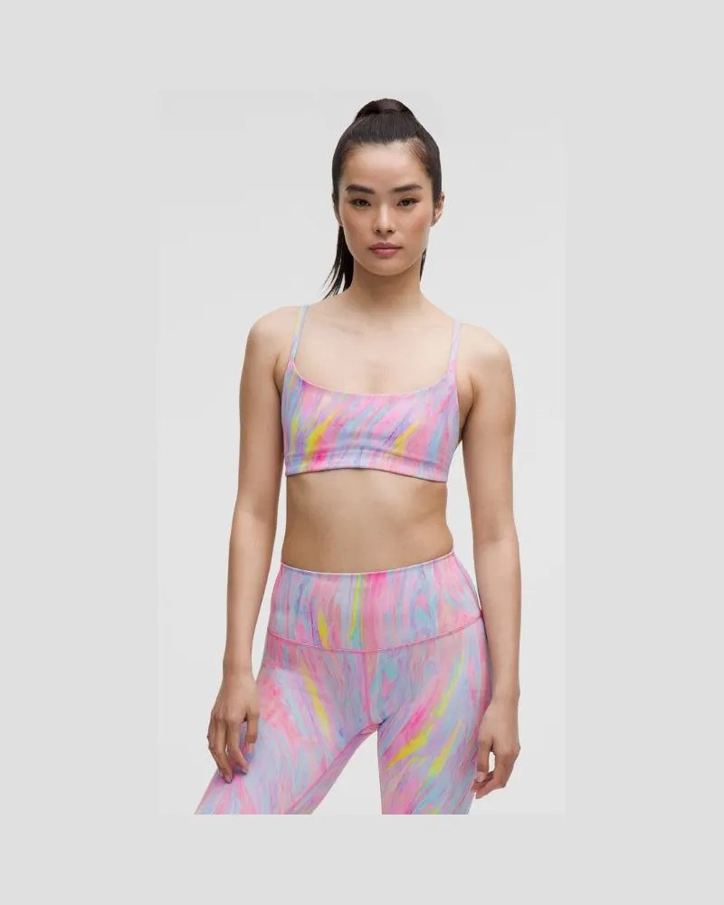 LULULEMON Wunder Train BH mit Racerback-Trägern Leichter Halt A/B-Cups für Frauen – Größe in Prism Marble Multi Prism