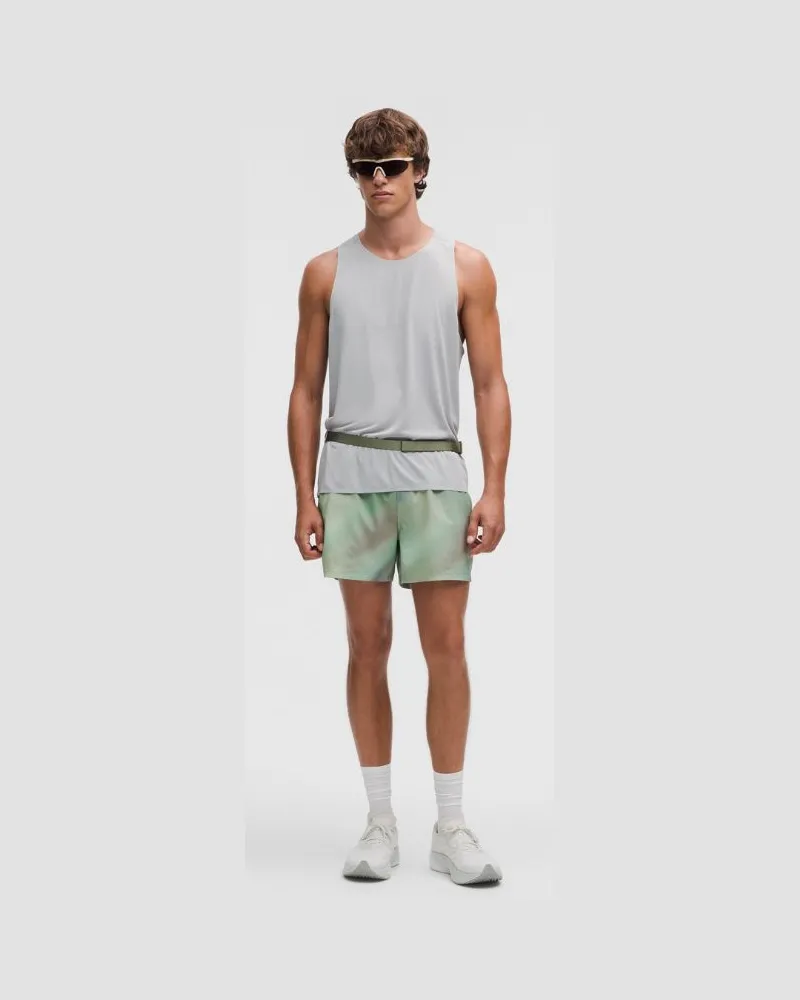LULULEMON Pace Breaker Shorts ohne Liner für Männer – 13 cm – Batik – Größe Chroma