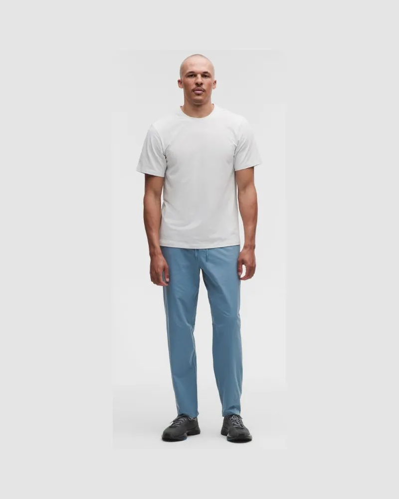 LULULEMON Zeroed In Hose im Classic Fit für Männer – Größe in Steel Blue Steel