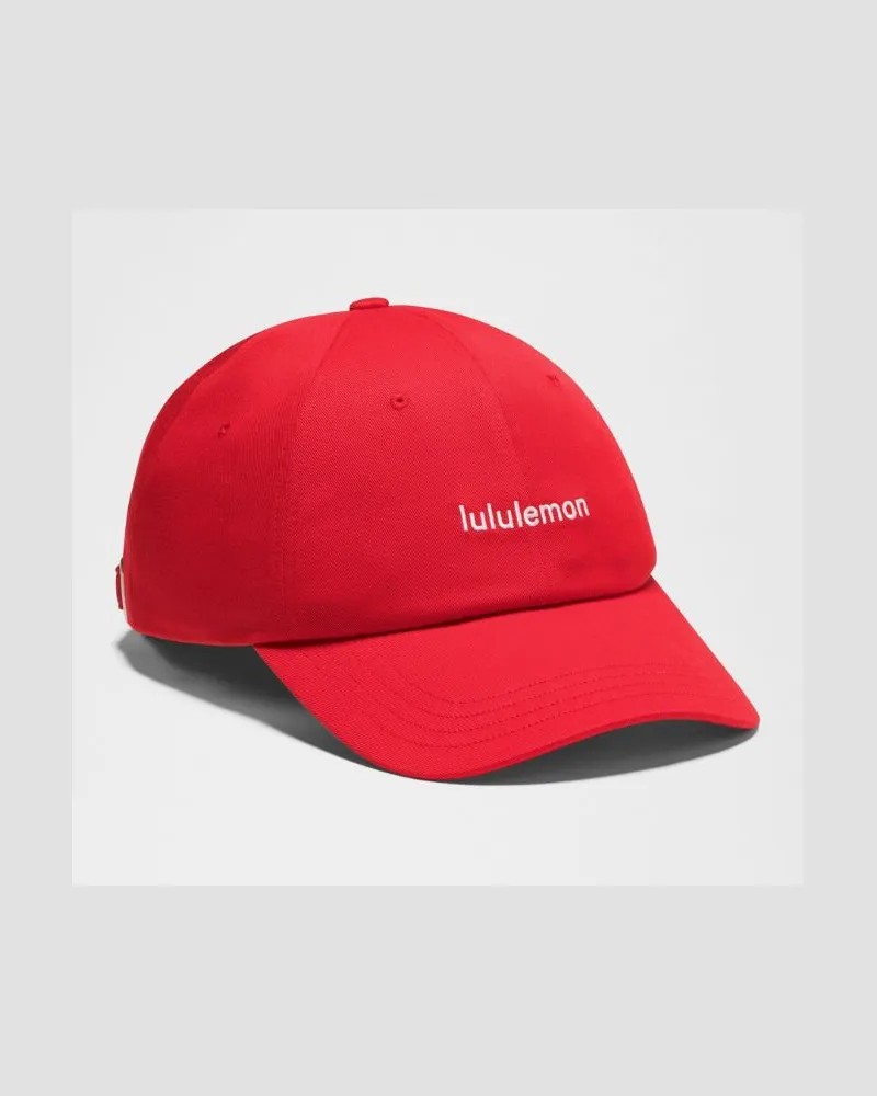 LULULEMON Klassische Baseballkappe Logo – Größe in Lululemon Red/Weiß Lululemon