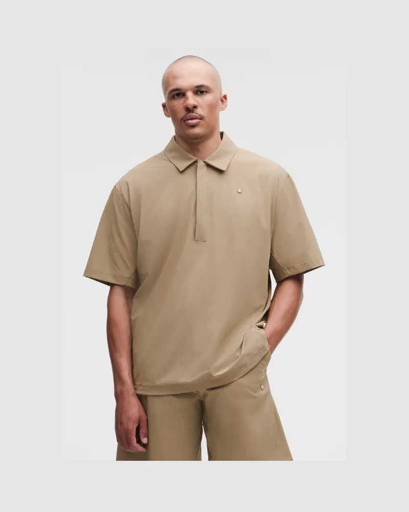LULULEMON Wasserabweisender Golfpullover Grafik für Männer – Khaki – Größe Oakwood