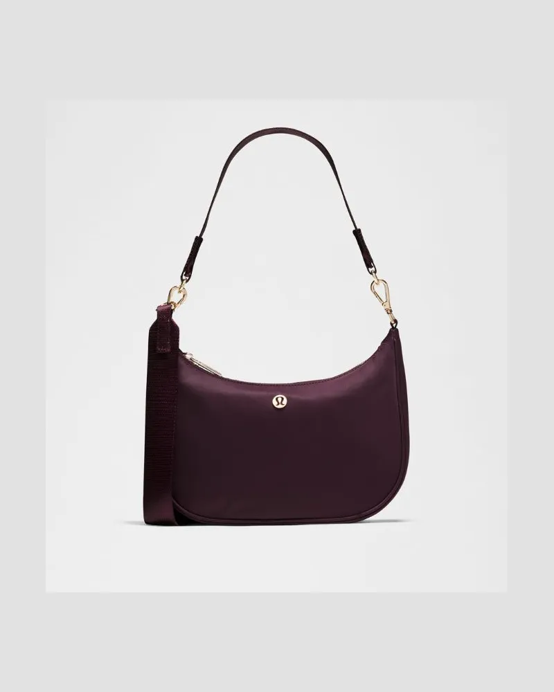 LULULEMON City Essentials Schultertasche Klein Größe in Black Plum Black