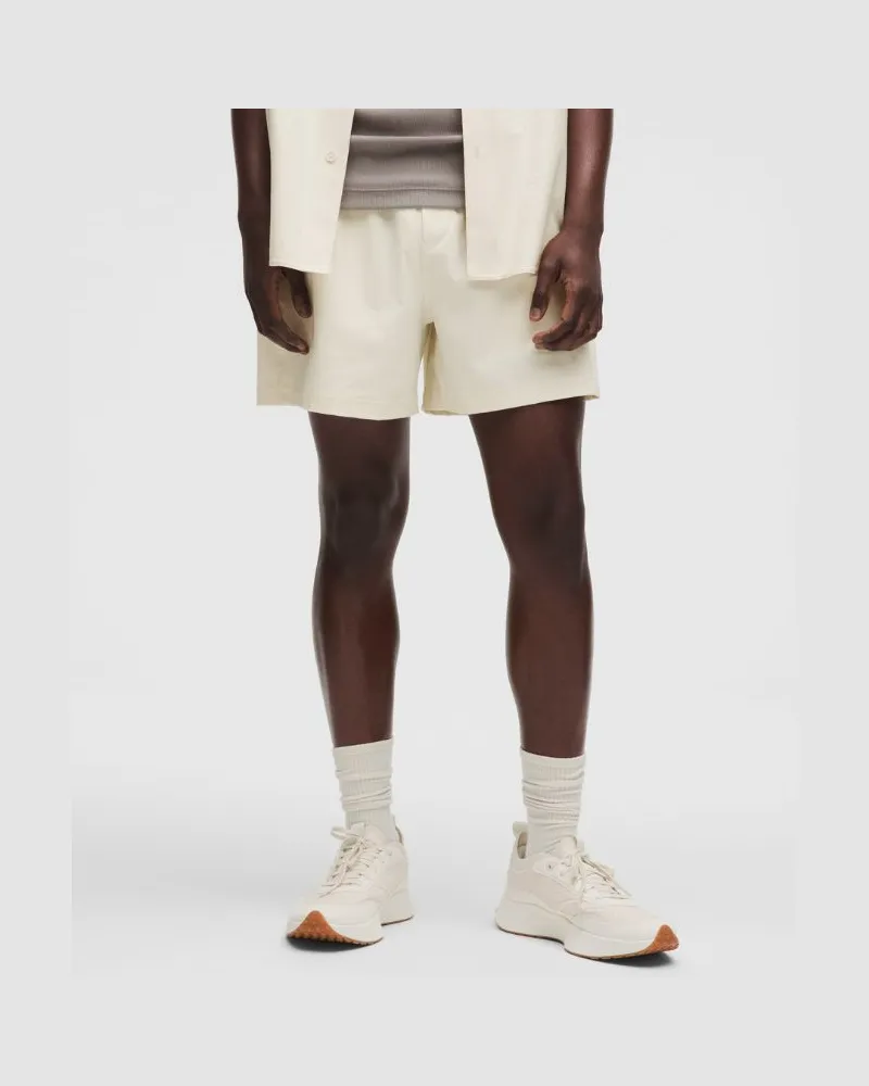 LULULEMON Stretchige Shorts aus -Stoff für Männer – 13 cm – Größe in Light Ivory Light