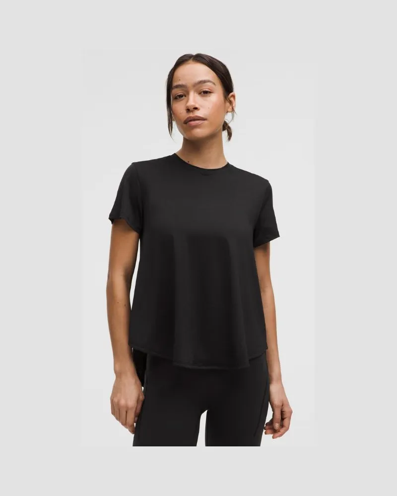 LULULEMON Leichtes Trainings-T-Shirt mit geteilter Rückseite für Frauen – Größe in Black Black