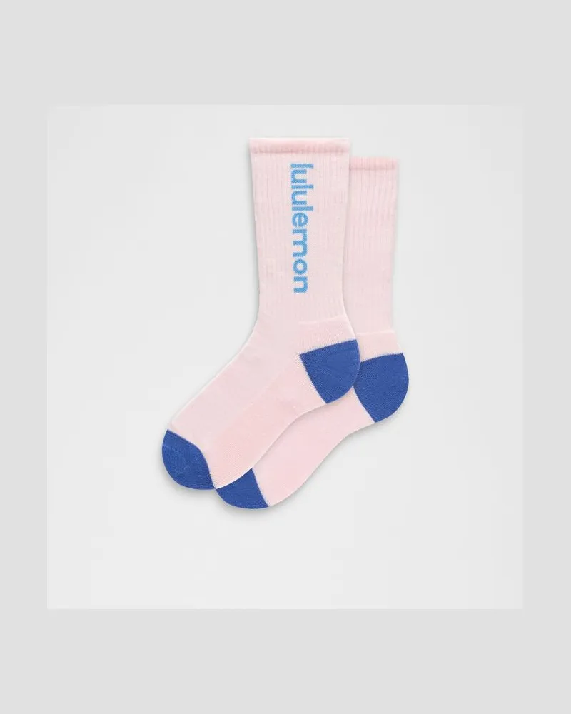 LULULEMON Unisex Daily Essential Crew-Socken Logo – Größe in Pink Pearl/Beach Ball Blue/Ocean Wave Pink
