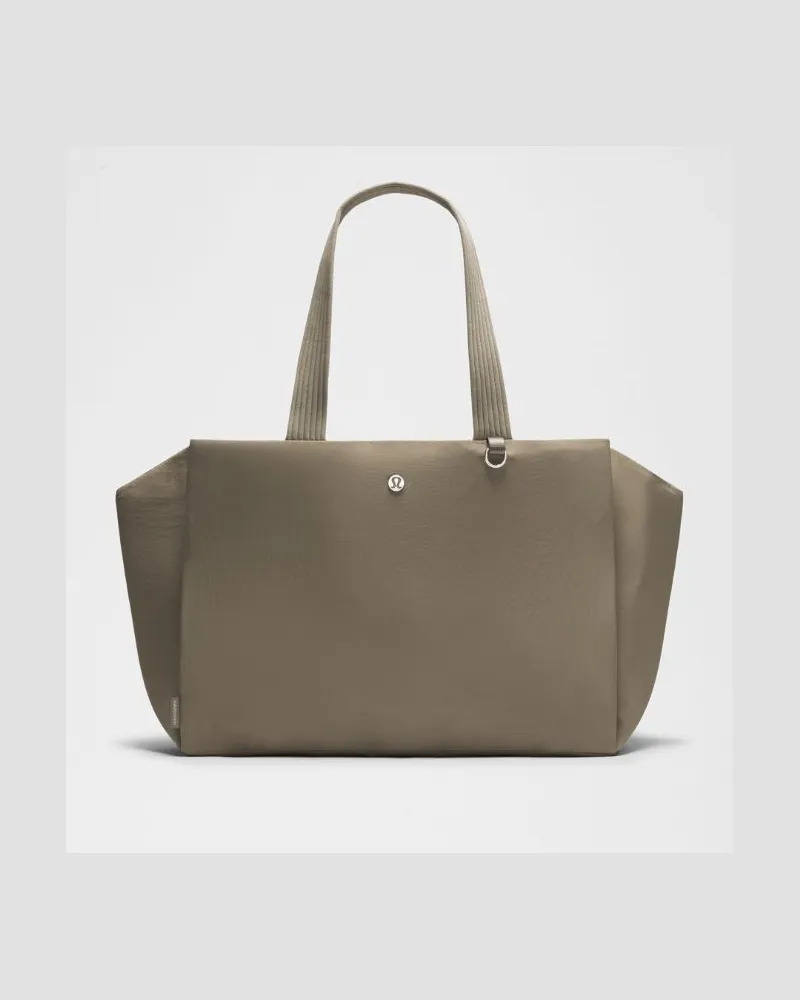 LULULEMON Tote-Bag mit drei Fächern 18 L – Khaki Cypress
