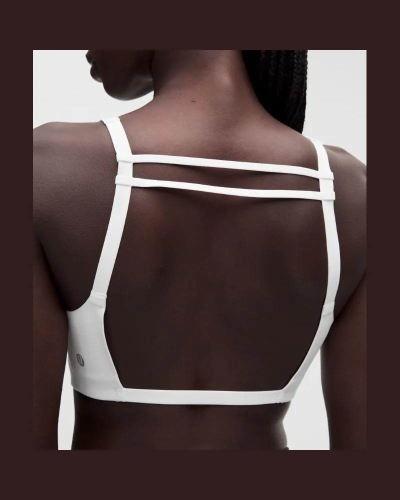 LULULEMON LightLift BH mit offenem Design hinten und leichtem Halt für B/C-Cups für Frauen – Größe in Weiß Weiß