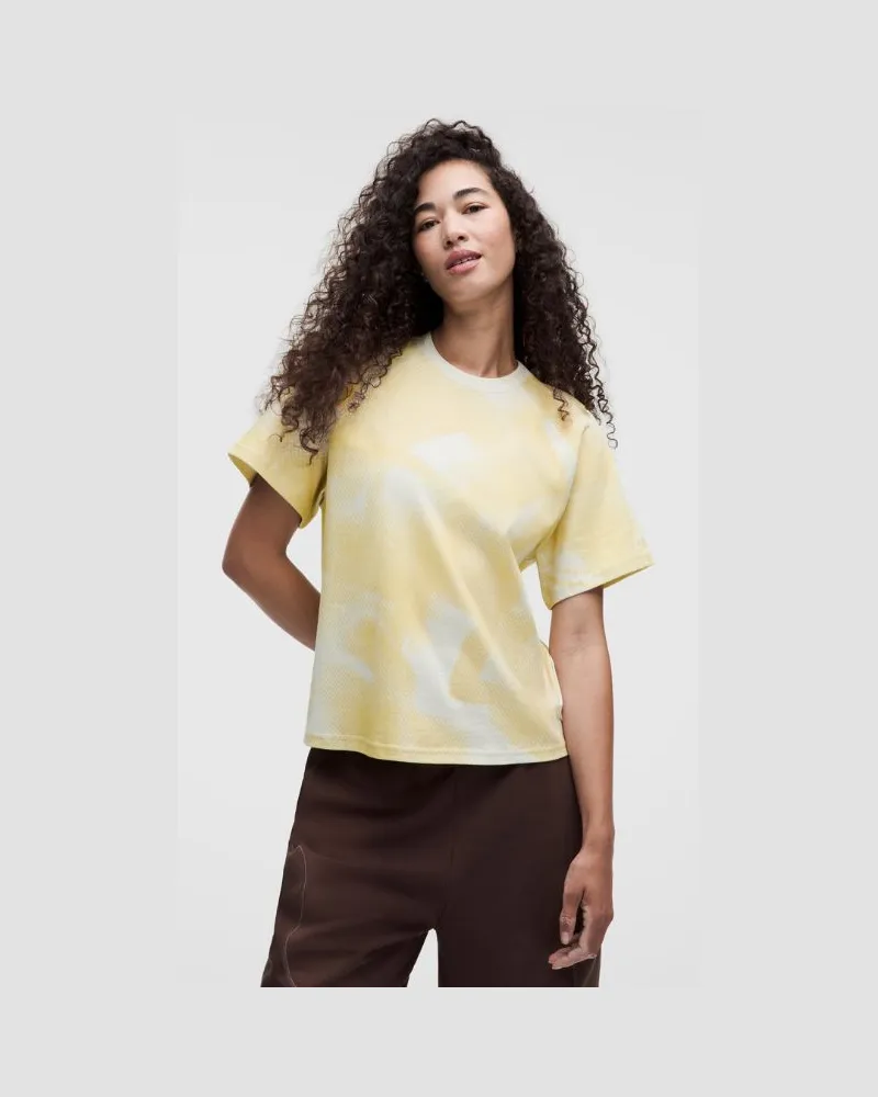 LULULEMON Baumwoll-T-Shirt im Classic Fit mit Print SLNSH Kollektion für Frauen – Größe in Sun Faded Dot Dancer Yellow Multi Sun