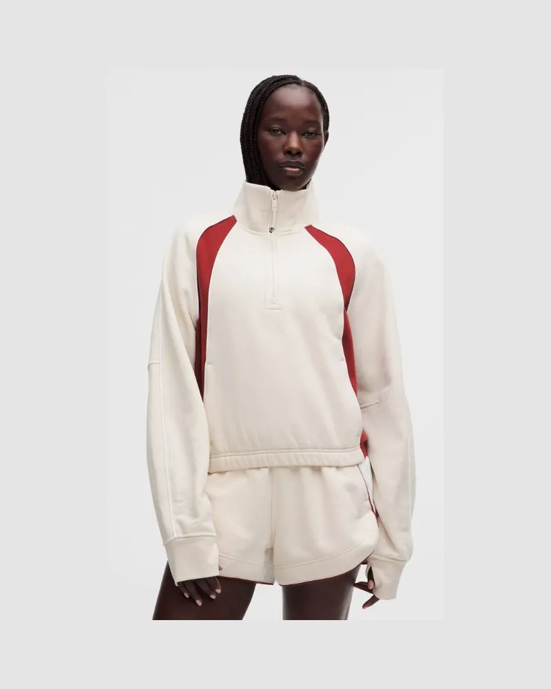 LULULEMON Scuba-Sweater mit halblangem Reißverschluss im Relaxed Fit Color-Blocking für Frauen – Größe in Light Ivory/Rocket Red/White Light