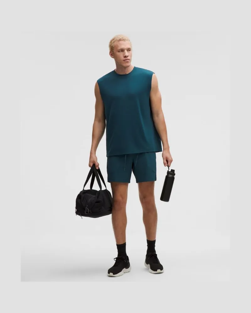 LULULEMON License to Train Shorts ohne Liner für Männer – 18 cm – Größe in Indochine Blue Indochine