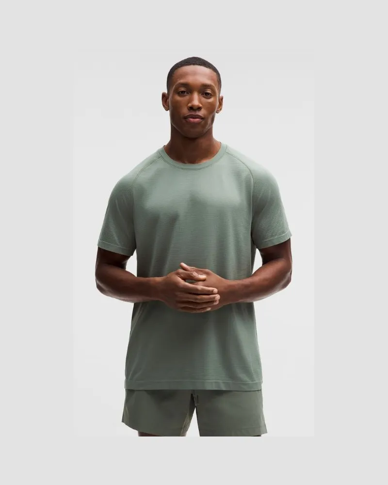 LULULEMON Metal Vent Tech T-Shirt für Männer – Größe in Willow Leaf Willow