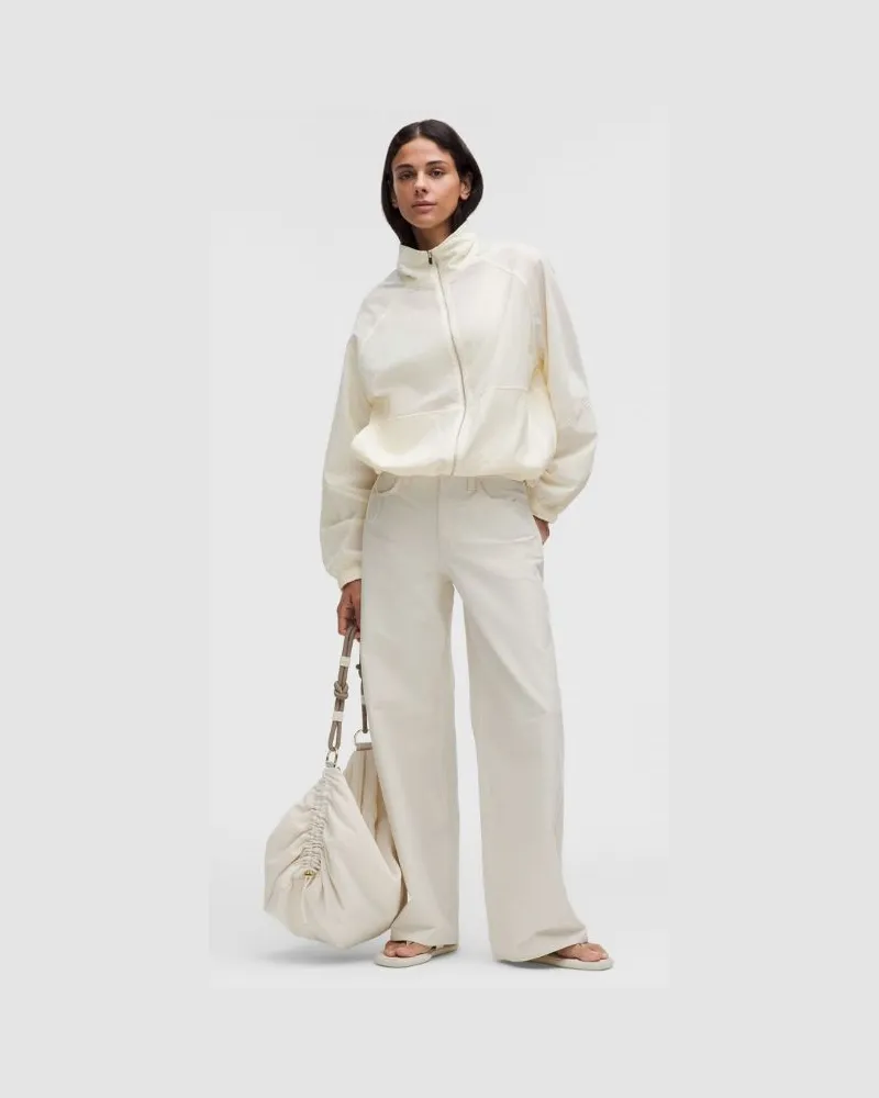 LULULEMON Ultralight Jacket für Frauen – Größe in Coconut Ivory Coconut