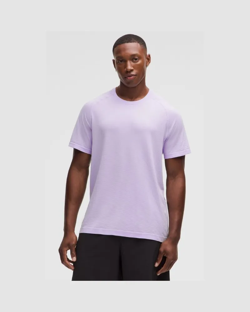LULULEMON Metal Vent Tech T-Shirt für Männer – Größe in Lavender Frost Lavender