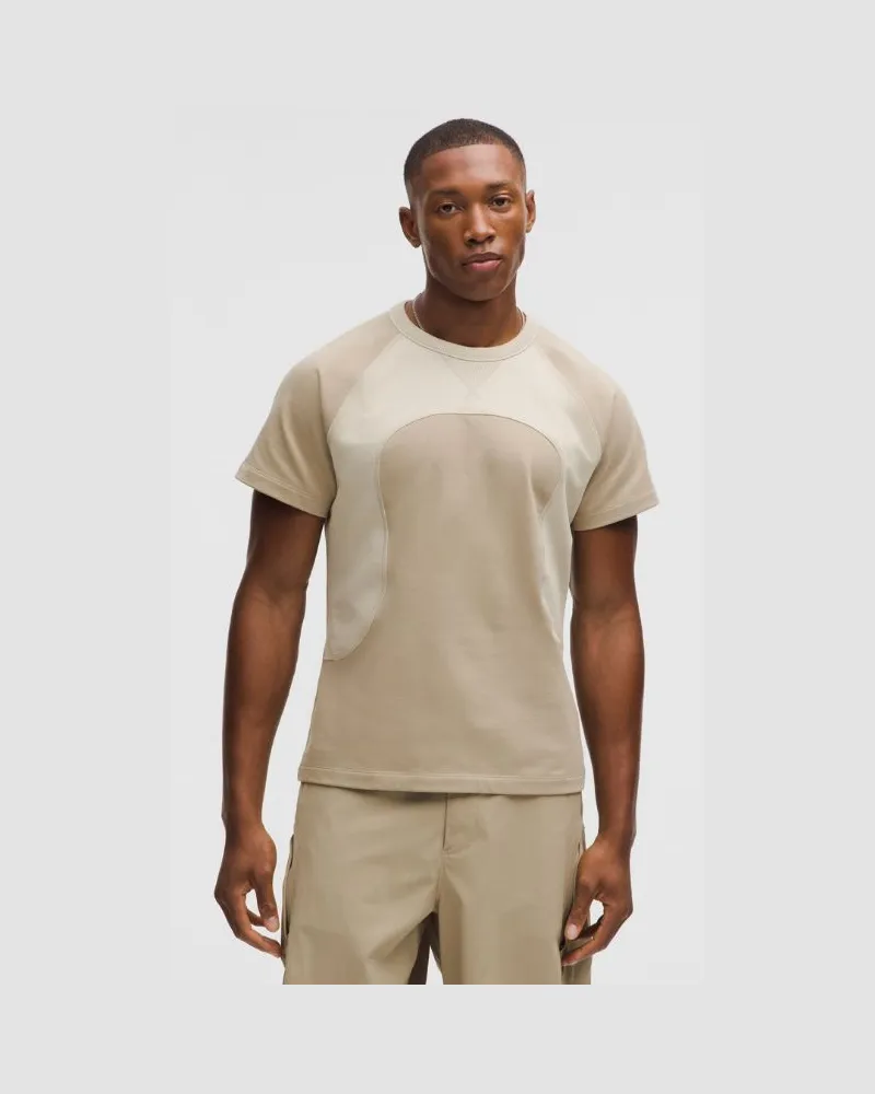 LULULEMON T-Shirt im Tight Fit aus French-Terry SLNSH Kollektion für Männer – Größe in Sheer Oak/Mojave Tan Sheer