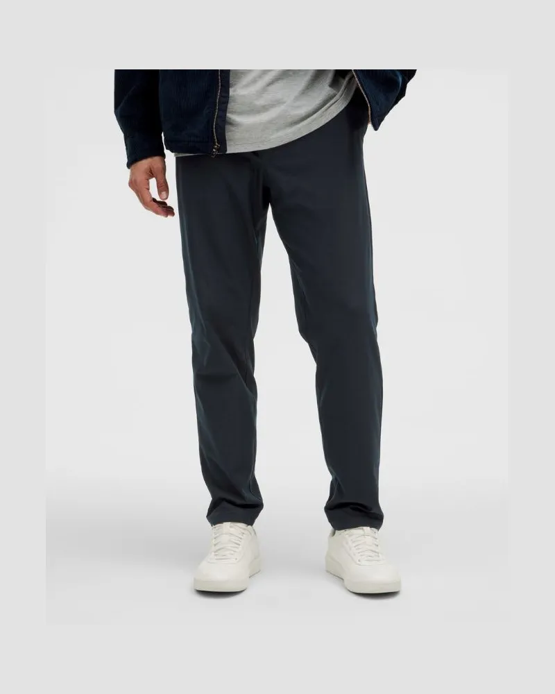 LULULEMON ABC Pull-on-Hose aus Warpstreme im Slim Fit Normale Länge für Männer – Größe in True Navy True