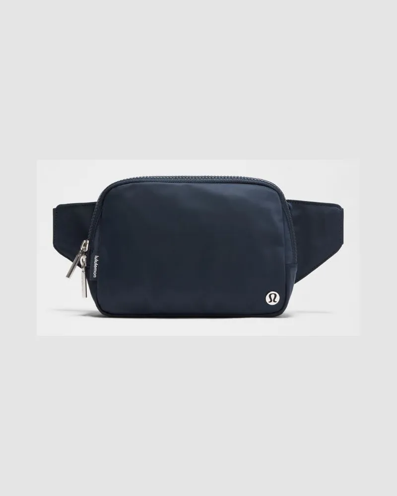 LULULEMON Everywhere Gürteltasche Groß Größe in True Navy True