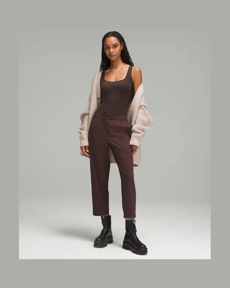 LULULEMON Wundermost Ultraweicher ärmelloser Nulu Body mit quadratischem Ausschnitt für Frauen – Größe in French Press French