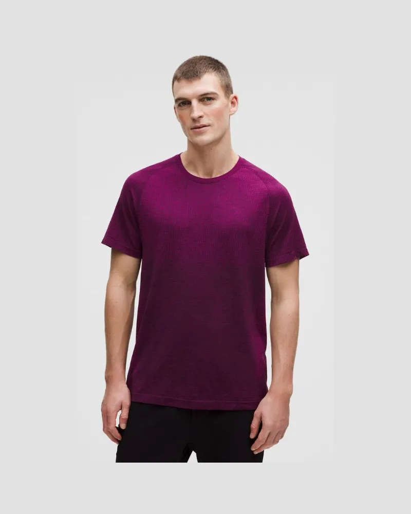 LULULEMON Metal Vent Tech T-Shirt für Männer – Größe in Jewelled Magenta/Plum Jewelled