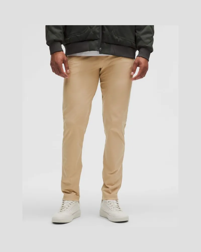 LULULEMON ABC Hose im Slim Fit mit 5 Taschen Warpstreme für Männer – 76 cm – Khaki – Größe Trench