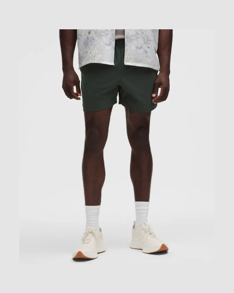 LULULEMON ABC Pull-on-Shorts aus für Männer – 13 cm – Größe in Rainforest Green Rainforest