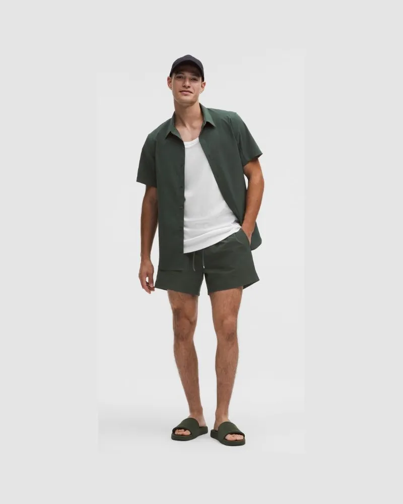 LULULEMON Badeshorts Mit Liner für Männer – 13 cm – Größe in Rainforest Green Rainforest