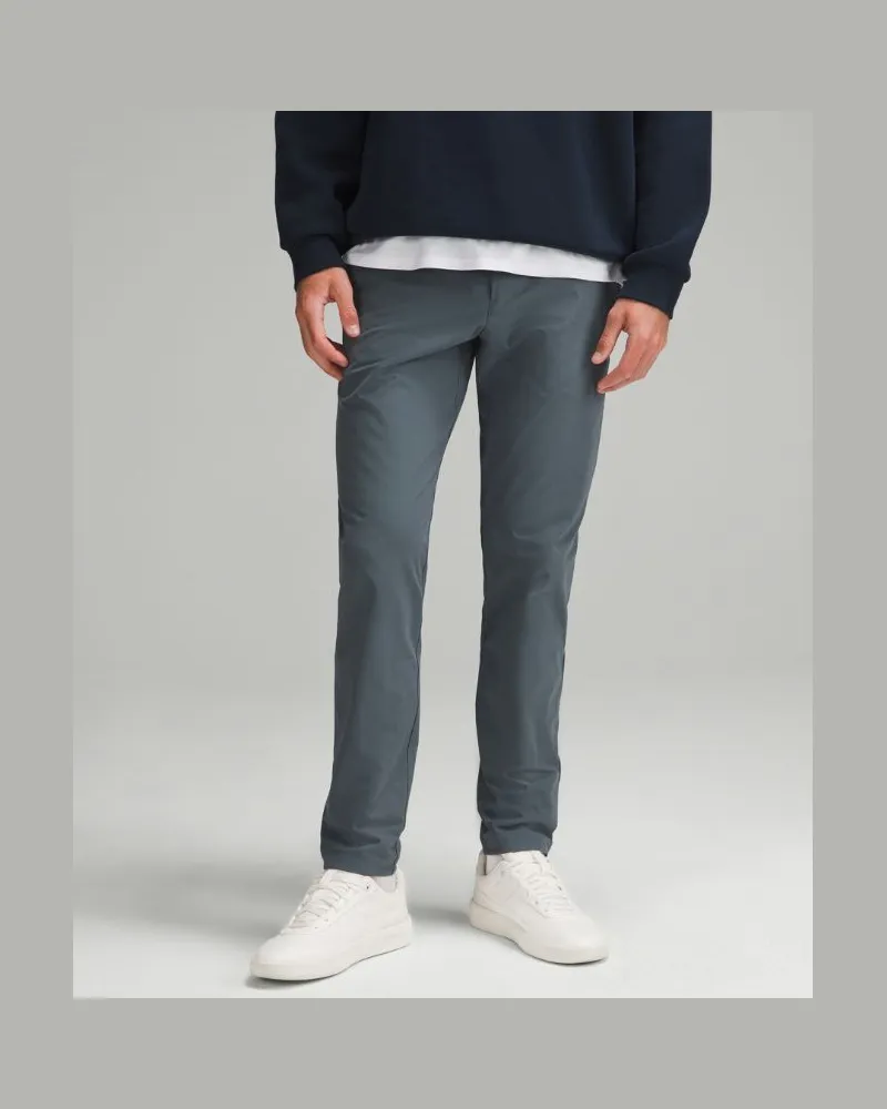 LULULEMON ABC Chinohose im Slim Fit Warpstreme für Männer – 81 cm – Größe in Oil Grey Oil