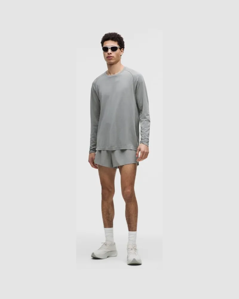 LULULEMON Fast and Free Shorts mit Saumschlitz für Männer – 8 cm – Größe in Feather Grey Feather