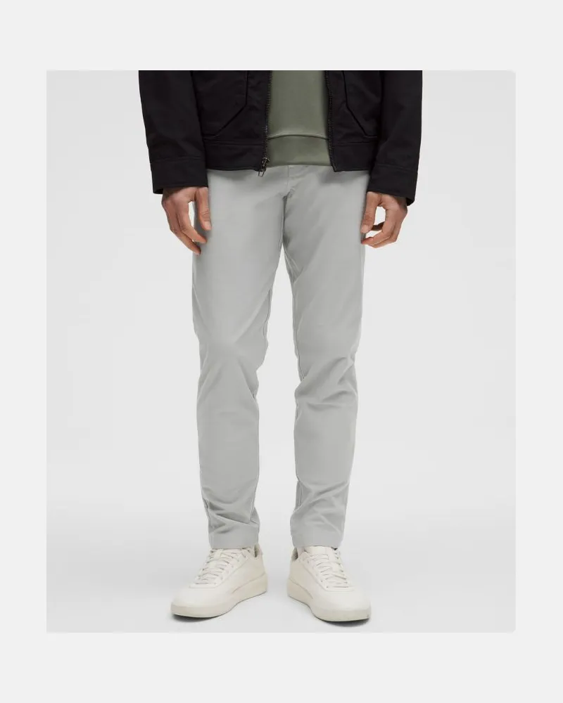LULULEMON ABC Hose im Slim Fit mit 5 Taschen Utilitech für Männer – 86 cm – Größe in Silver Drop Silver