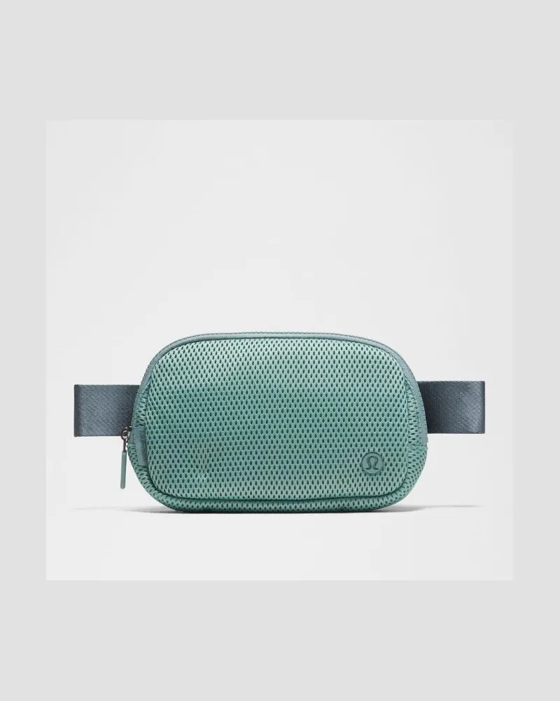 LULULEMON Everywhere Gürteltasche Strick- – Größe in Crater Blue Crater