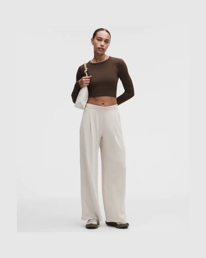 LULULEMON Leichte Softstreme Hose mit mittelhohem Bund Normale Länge für Frauen – Khaki – Größe Downtown
