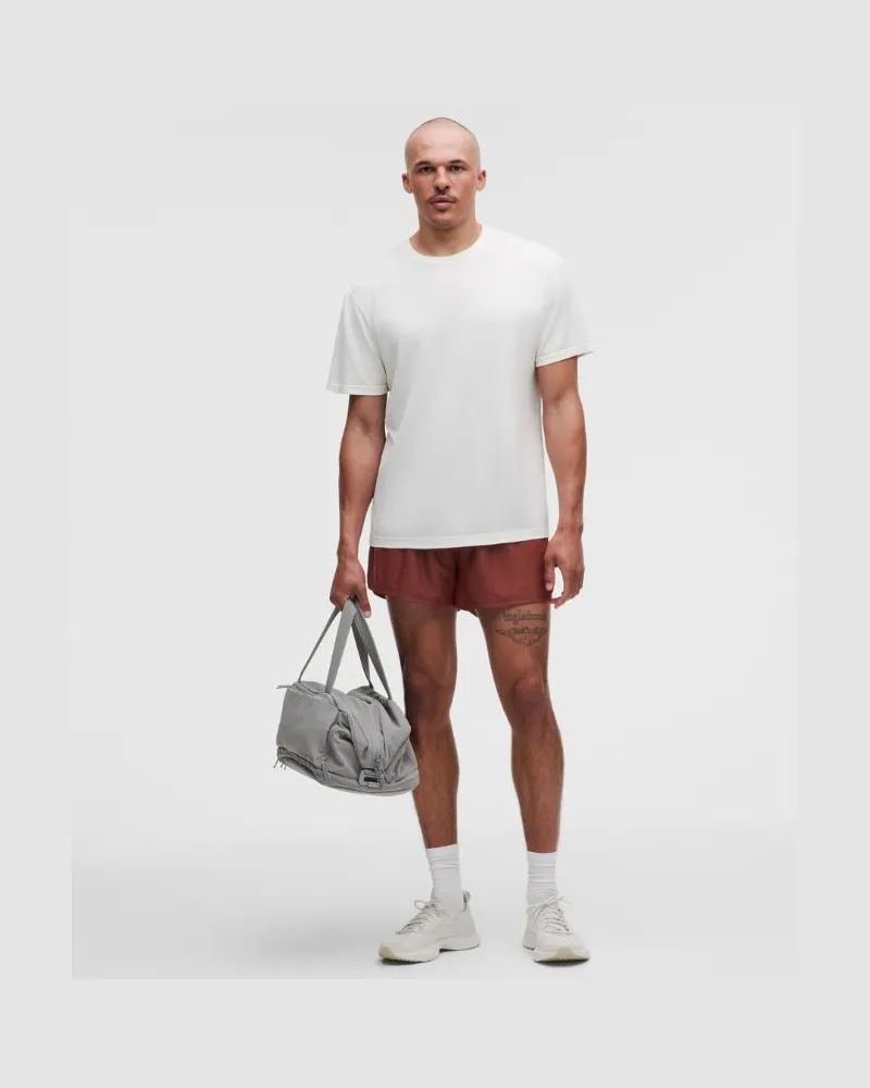 LULULEMON Gym-Shorts aus Mesh ohne Liner für Männer – 10 cm – Größe in Cranberry Charm Cranberry