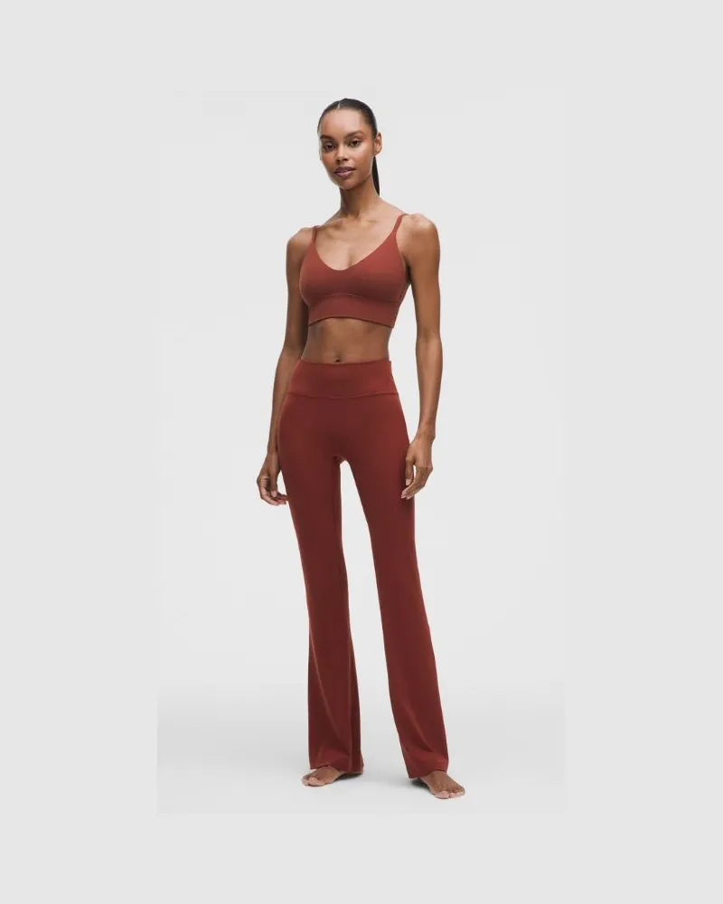 LULULEMON Groove Hose mit ausgestelltem Bein und hohem Bund aus Nulu Normale Länge für Frauen – Größe in Cranberry Charm Cranberry