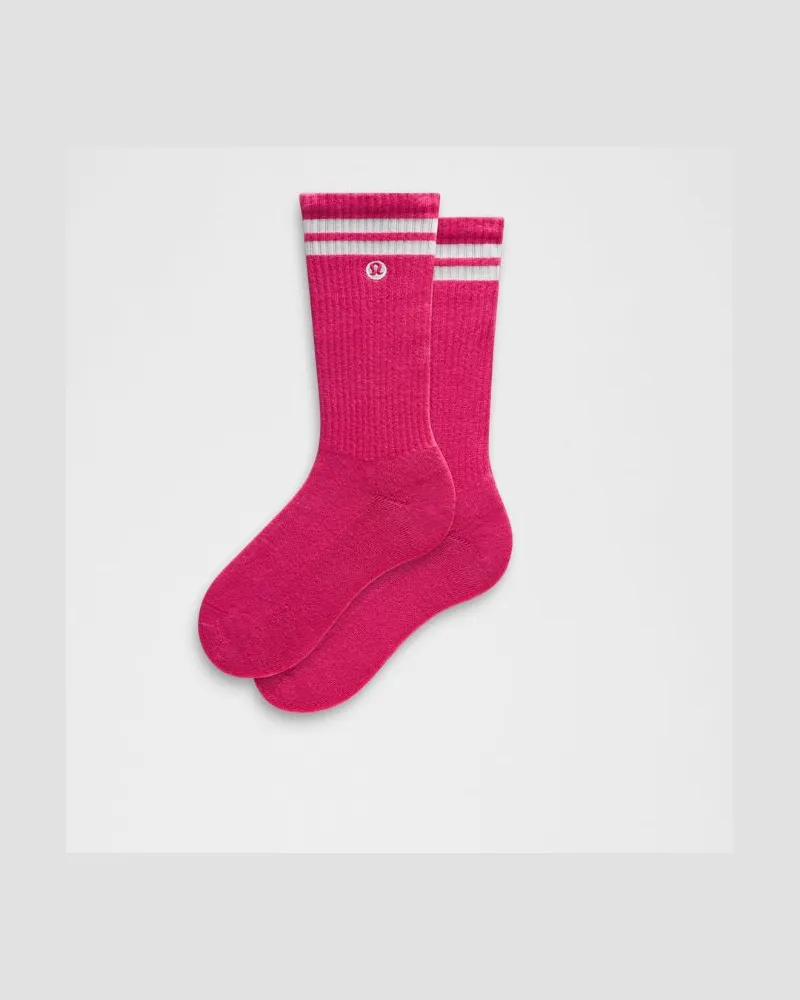 LULULEMON Unisex Daily Essential Crew-Socken Gestreift – Größe in Raspberry Coulis/White Raspberry